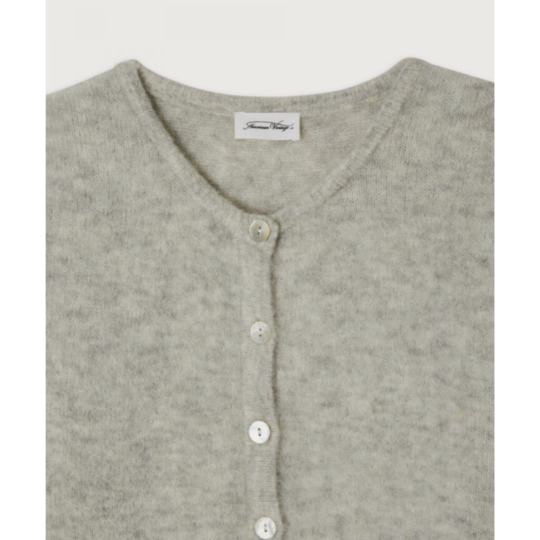 American Vintage Vitow Cardigan Heather grey - buy it now online in the UK from Stripesfashion. Close up detail